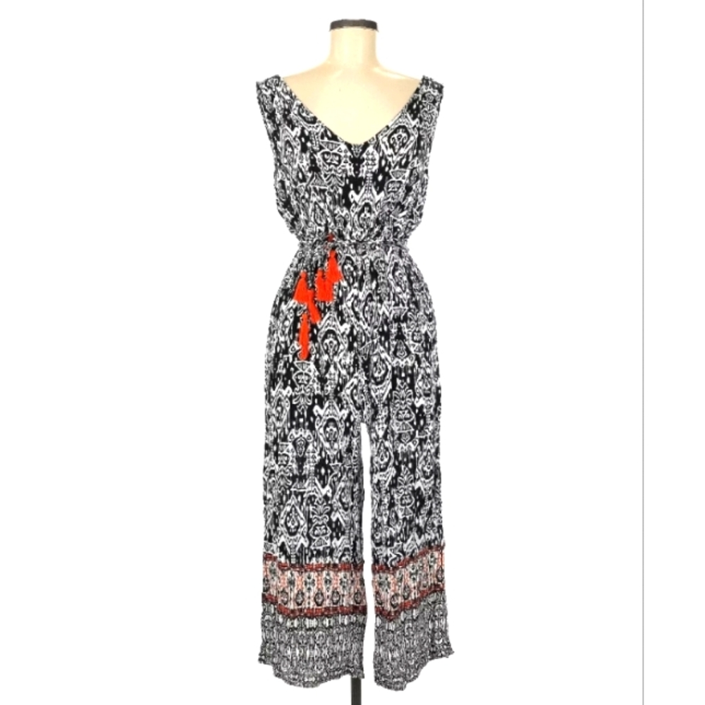 New Direction Elegant Black and White Jumpsuit With Elastoc Waist